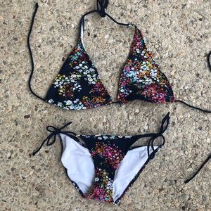 AE Navy Blue floral bikini - XL Top, S bottoms